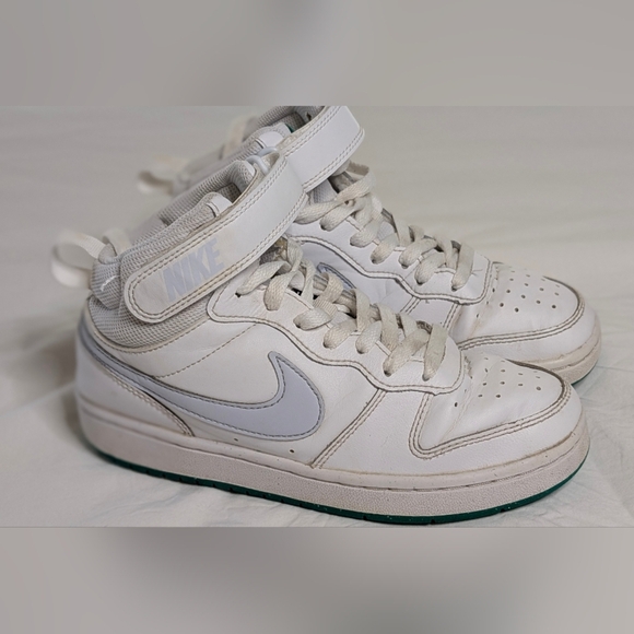 Nike- Court Borough Mid 2 Sneaker White & Blue, Kids' 4Y - Picture 2 of 11